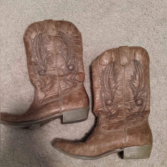 Coconuts by Matisse Shoes - Coconuts Brand Gaucho Cowboy Cowgirl Boots size 7.5